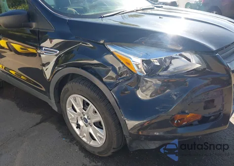 2015 Ford Escape S из США, поврежденный, VIN 1FMCU0F70FUC62930